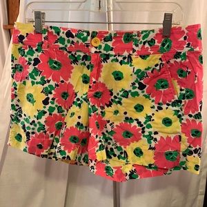 Lilly Pulitzer 4.5 in inseam shorts